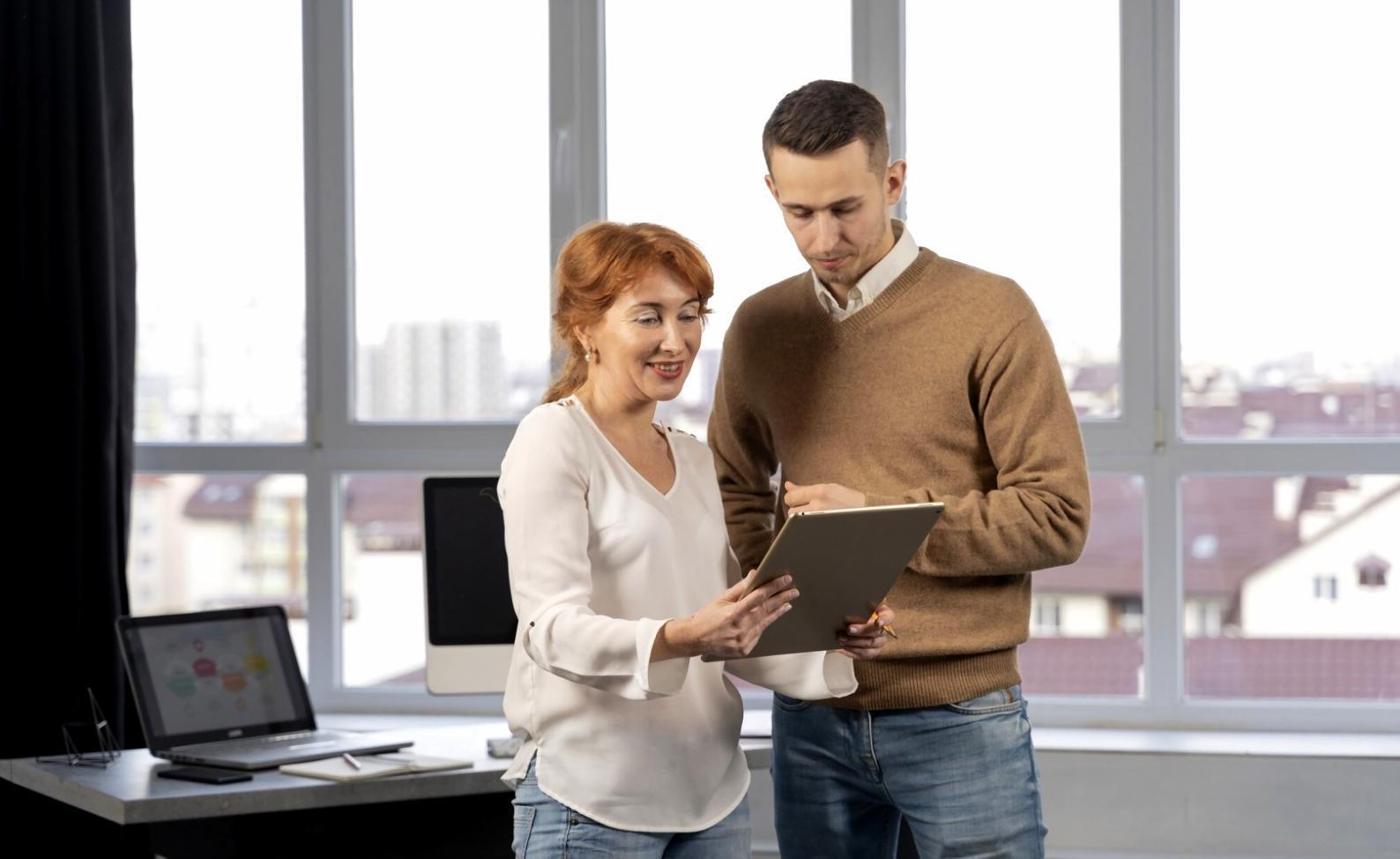 felorivento Finanzexperten bei der Arbeit - professionelle Budgetanalyse und Beratung